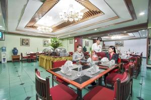 Restaurace v ubytování Sahid Kawanua Hotel