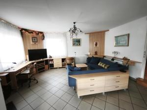 Et tv og/eller underholdning på Magyar Tenger Pihenőház, 4-8 főre Balatonakarattya