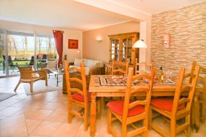 Khu vực ghế ngồi tại Landhaus zum Strande - 44-07