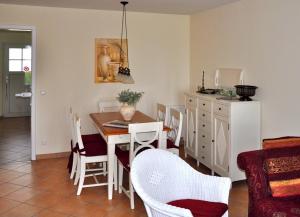 Køkken eller tekøkken på Landhaus zum Strande - 44-61