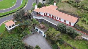 Tòa nhà nơi nhà nghỉ trang trại tọa lạc