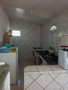 Nhà bếp/bếp nhỏ tại casa 2/4 para descansar