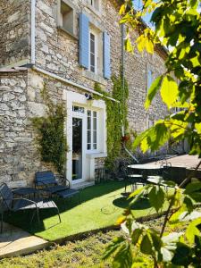 Fotografie z fotogalerie ubytování Gîte de la Madeleine - au coeur du village v destinaci Saint-Remèze