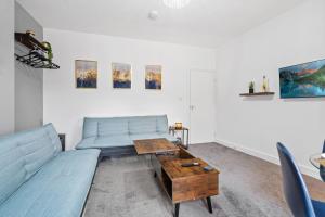 Et opholdsområde på Spacious Apartment near Edgbaston