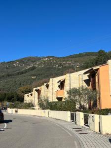 En generel udsigt til bjerge eller udsigt til bjerge taget fra lejligheden