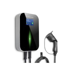 ein Handy mit Ladegerät und Handyhalterung in der Unterkunft Kalon Eidos, il magico posto della Calabria Jonica in Condofuri Marina