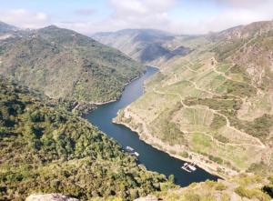 an aerial view of the allegheny river in the allegheny mountains at Escola in Ourense