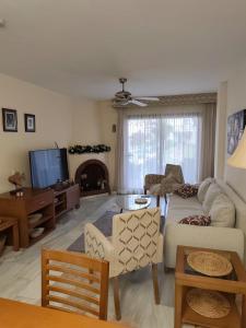 TV/trung tâm giải trí tại Марбея Citio Calahonda