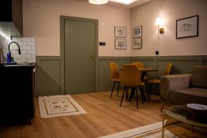 Nhà bếp/bếp nhỏ tại Apartment Bascarsija +41 ảnh