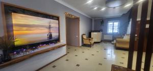 Et opholdsområde på hotel "Riverside Mestia"