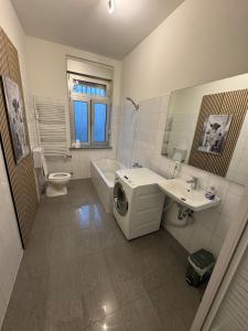 Phòng tắm tại City Apartment