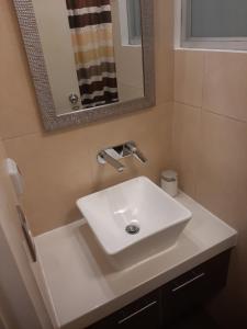 Phòng tắm tại habitacion con camarote