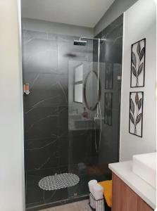 Et badeværelse på Casa Grande Pura Vida