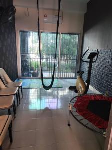 Fitnesscentret og/eller fitnessfaciliteterne på sunset homestay marina island, lumut perak