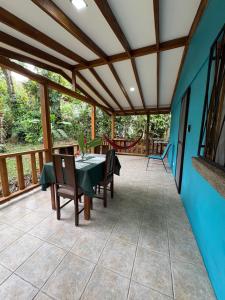 Ban công/sân hiên tại Cabinas Caribe Luna