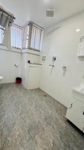 Et badeværelse på Maharaja The Royal Hotel + 20 billeder