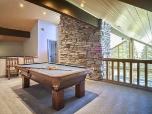 Billardbord på RMR: Sublette Ridge Ski Lodge in Teton Village