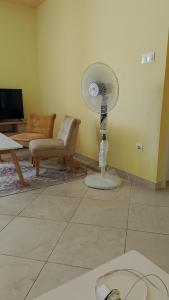 TV/trung tâm giải trí tại 1 bedroom Aprt Algeirs Elmouradia