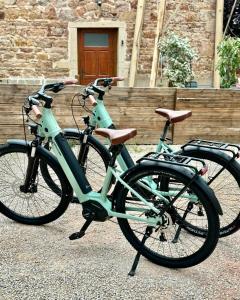 Cykling ved Chateau de Breuil en Beaujolais eller i nærheden