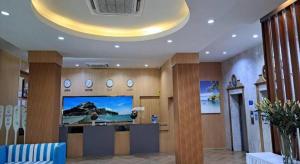 Lobbyen eller receptionen på Blue Wave Hotel Hua Hin + 182 billeder