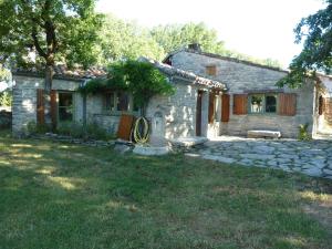 Budova, kde se prázdninový dům nachází