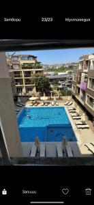 Zimmer mit Poolblick in der Unterkunft Апартаменти Нино in Sozopol