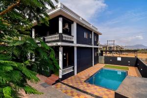 Hồ bơi trong/gần ll EMPYREAN STAY ll BLACK PANTHER VILLA ll 3BHK ll ll PRIVATE POOL ll AC ll FREE WIFI ll