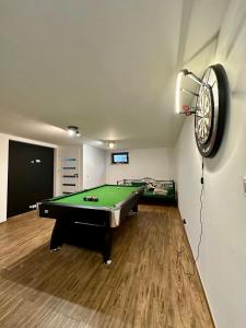 Billardbord på Modern Village