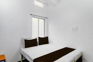 Galeriebild der Unterkunft Hotel O Sun Lodge in Hyderabad