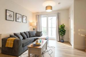 Et opholdsområde på Fantastic 1 Bed Apartment in Crawley