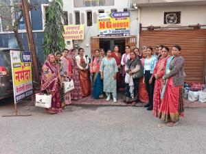 Khách lưu trú tại Narmada Gest House