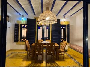 Khu vực ghế ngồi tại Villa by the Oualidia Lagoon +61 ảnh