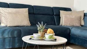 Et opholdsområde på Beautiful Villa Ika with pool in Makarska