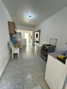 Nhà bếp/bếp nhỏ tại Casa de Praia no Centro de Japaratinga - AL