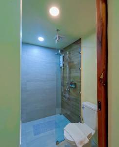 Koupelna v ubytování The Cliffhouse Samboan