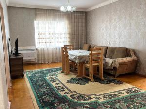 Khu vực ghế ngồi tại Skyview