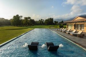 Swimmingpoolen hos eller tæt på Miraaya Wellness and Golf Resort