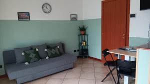 Et opholdsområde på LaelleApartament Rho Fiera San Siro