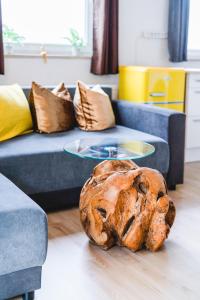 Et opholdsområde på YAYstay - "Lux" I 65m2 I Bahnhof I Balkon I TV I Kaffee I Waschmaschine I Trockner