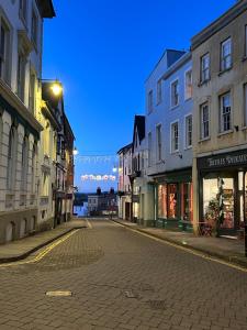 Nabolaget omkring lejligheden eller i nærheden + 15 billeder