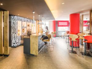 Khu vực ghế ngồi tại Ibis Barcelona Castelldefels