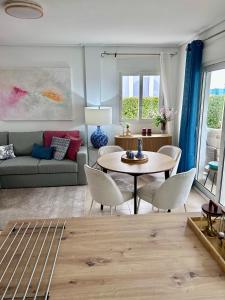 Et opholdsområde på Casa Tor-relax at the Torre golf resort + 43 billeder