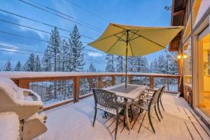 Sunny Daze Cabin Luxurious 4BDR with Stunning Views om vinteren