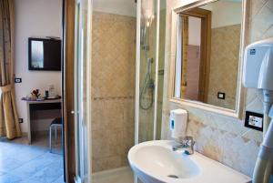 Koupelna v ubytování Hotel Dei Tartari
