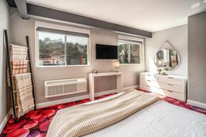 En eller flere senge i et værelse på Lexen Hotel - Hollywood