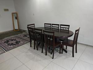 Ảnh trong thư viện ảnh của Homestay Atok Komando Bc Poly KB ở Ketereh