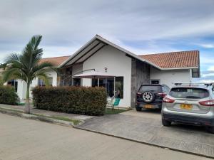 Tòa nhà nơi nhà nghỉ dưỡng tọa lạc