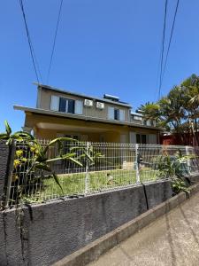 Tòa nhà nơi nhà nghỉ dưỡng tọa lạc