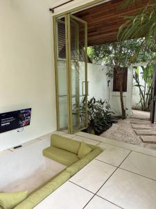 Khu vực ghế ngồi tại The Pathway Villas - Pererenan