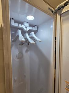 Et badeværelse på Golden Hotel 골든 호텔